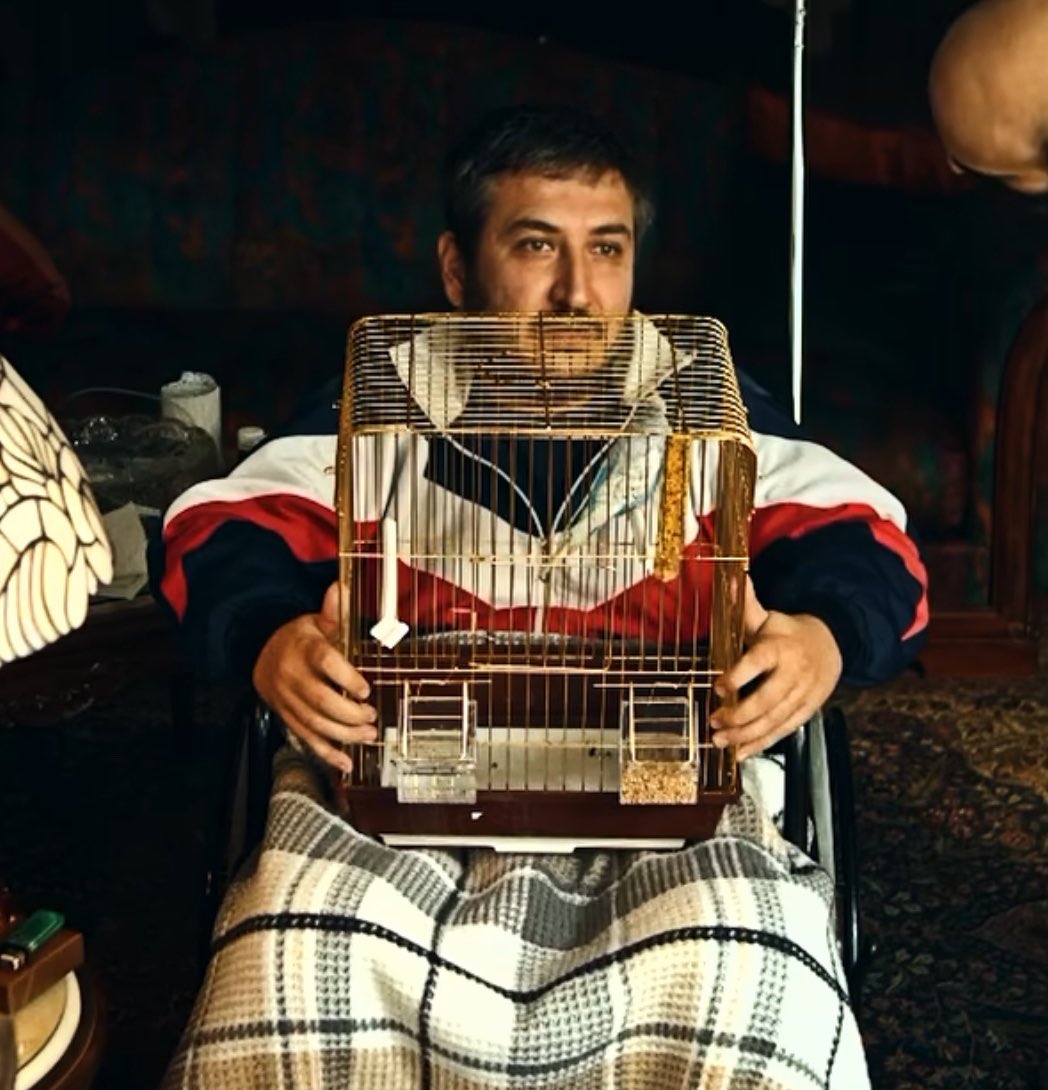 liyaxmx's tweet photo. Deccal şebnem ve hakan yaptıkları her şeyden sonra yine Teoman düzelebilsin diye çabalayacaklar ama her şeyi uzaktan izleyip neler olduğuna dair hiçbir fikri olmayan ve elinden bir şey gelmeyen Leyla'yı düşünen kimse olmayacak #daha17 https://t.co/63XOT8BvkF