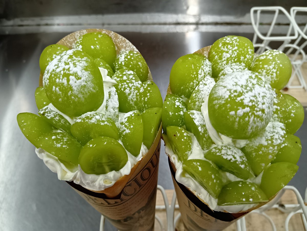 Shonancrepe1's tweet photo. 【本日6(月)の営業予定】
☔平日来れる方 もっともっともっと来てください(,,ᴗ  ̫ᴗ,,)ꕤ*.゜

12:30頃～18:30
ラストオーダー18:15
☆オープン時間前後する場合あり

☆お持ち帰り(お土産) お近くの方に限り可🙆‍♂️ https://t.co/Yoyw4VEkSo
