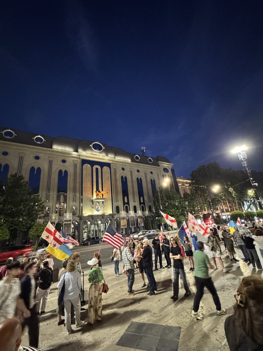 vatless's tweet photo. Day 585 #GeorgiaProtests 🇬🇪❤️🇪🇺 
#FreeGeorgianPoliticalPrisoners https://t.co/PNadk8XuVF
