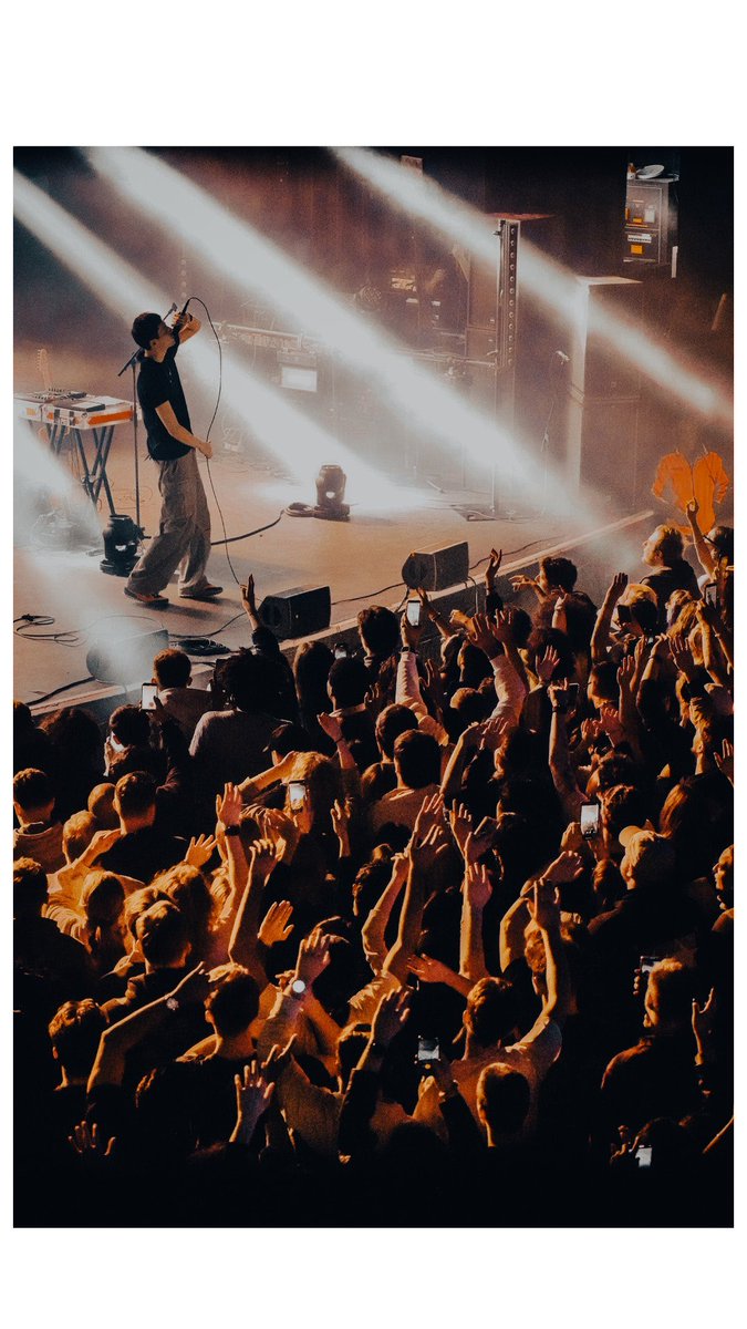 eden_mex's tweet photo. Acabo de ver el recap del Dark Tour y definitivamente tenemos que hacer algo para que EDEN venga a México, desde ya les digo que esta cuenta se compromete a hacer comunidad en México y hacer movimientos para hacerlo posible. Así que si eres mexicano/a esta es tu cuenta :). https://t.co/8pQ3k4fFn5
