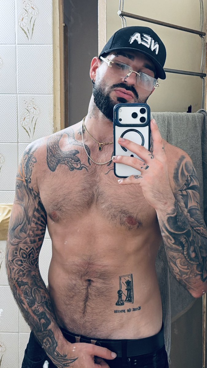 Asafviptorres's tweet photo. Te gustan con vello? https://t.co/FSBCnNnO83