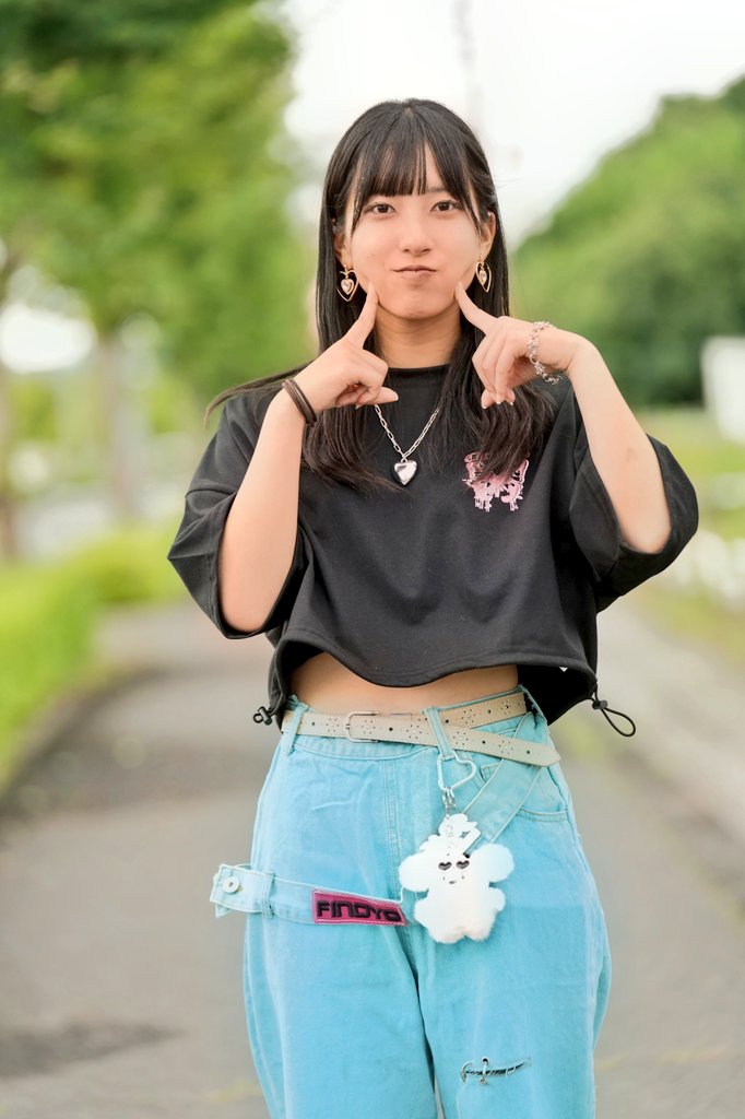 UDON2021UDON's tweet photo. 鈴比奈さんの物販 https://t.co/PR2HM22ltA