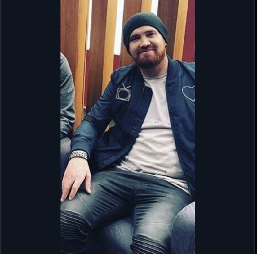 Catheri33297324's tweet photo. Miss you M π₯Ίπ
#MarkSheehan β¨
Loved and missed always π«Άπ»π€
β¨π«ππΈ ποΈ
#ArmsOpen #Always https://t.co/KSF0BA2evS