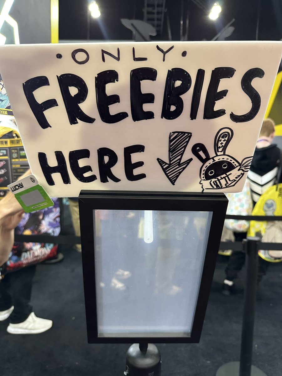 DigitalLA's tweet photo. Zenless Zone Zero booth gives freebies at @AnimeExpo for doing simple tasks @ZZZ_EN
#ZenlessZoneZeroAX #zzzero. https://t.co/hnQjxae1I2
