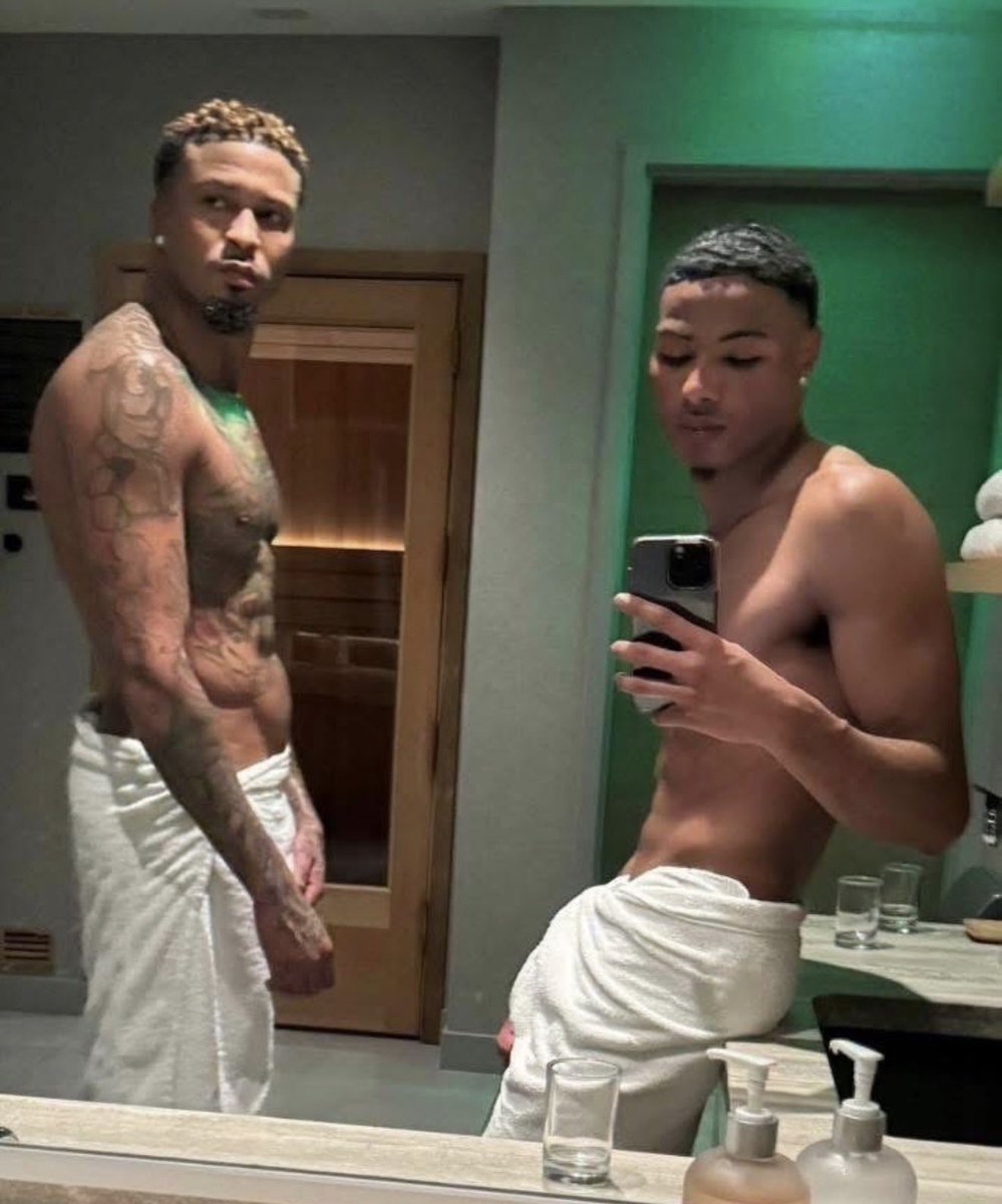 freakoutsideofx's tweet photo. August Alsina and his partner ❤️ https://t.co/zFoZpAvvn6