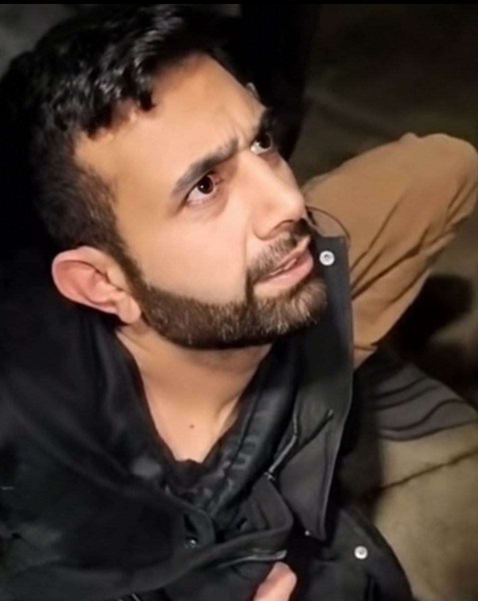 Real_Ames's tweet photo. A man convicted of attempting to r* pe a 14-year-old girl in Manchester has reportedly been found dead just days before his sentencing. The man, identified as Mohammed Ayaz, was originally from Pakistan.

Well, THAT'S  fantastic news! https://t.co/xFnIjY1fkx