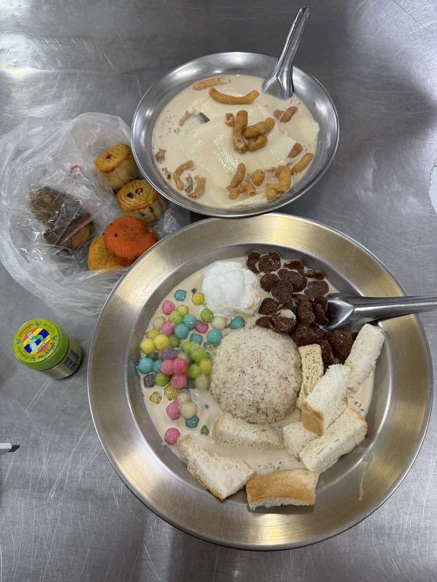 Wahib_38's tweet photo. Si il savait que c’est le meilleur dessert que j’ai jamais mangé de toute ma vie 😂 j’en fais des rêves à chaque fois je suis obligé d’y retourner https://t.co/mtqnDcVOPZ