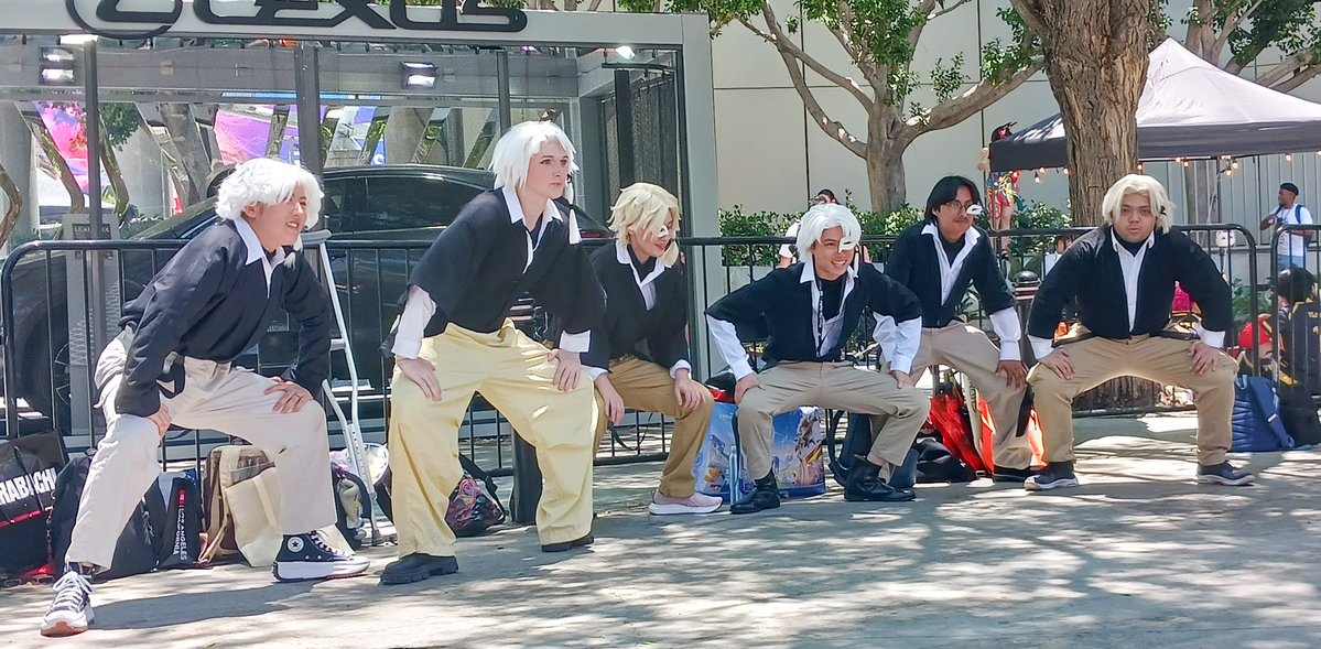 end_spire's tweet photo. This time next year, this cosplay meet up will be even bigger and even better. Which is why I think the time that we have right now is incredibly precious and important and should be celebrated ❤️❤️❤️ https://t.co/uvILwnO5I0