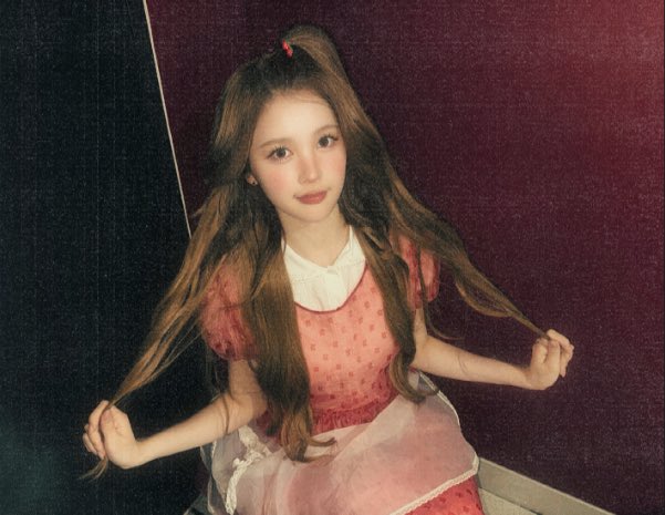 에이나 tweet media