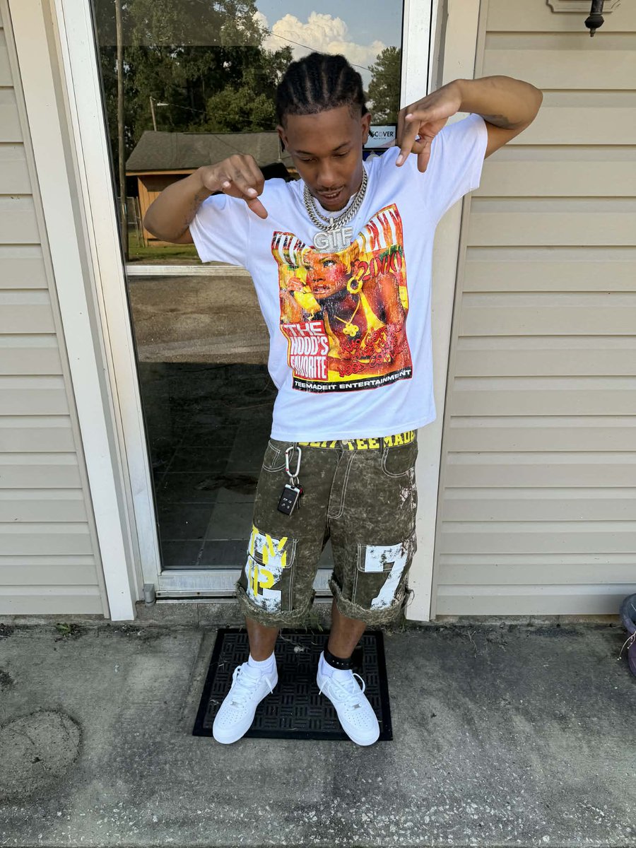 teemadeitprdx's tweet photo. He crackin’ the .40, I’m back in the city💫
I’m headed to war, only warriors with me 🫡 https://t.co/Kr71qXJxpQ