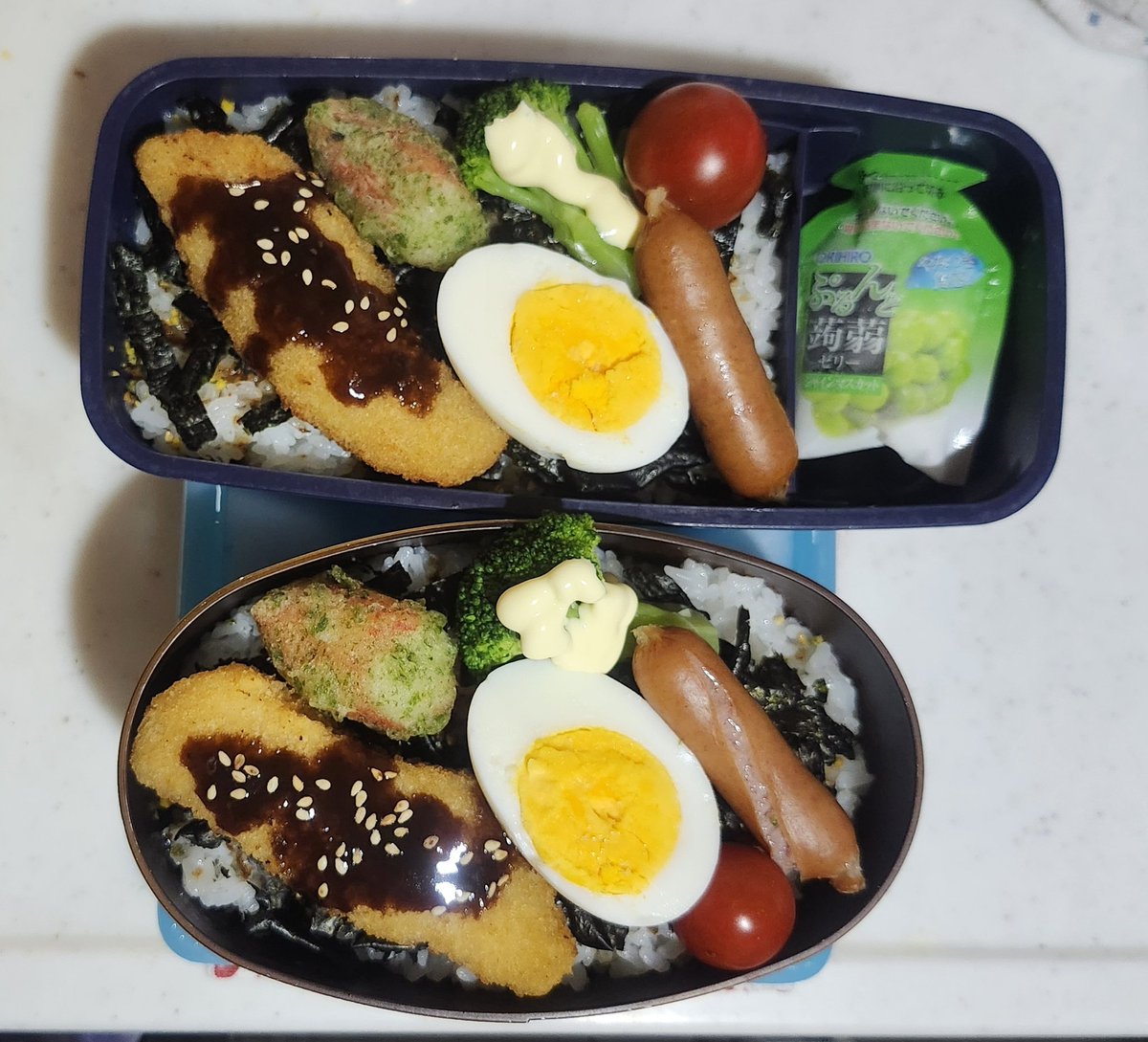k_panda_m_f's tweet photo. おはようございます😊
今日はのり弁ふたつです
月曜日です
今週もがんばります
皆様 今日も一日ご安全に🍀
 #お弁当
 #お弁当記録 https://t.co/K1wJTYZdrJ