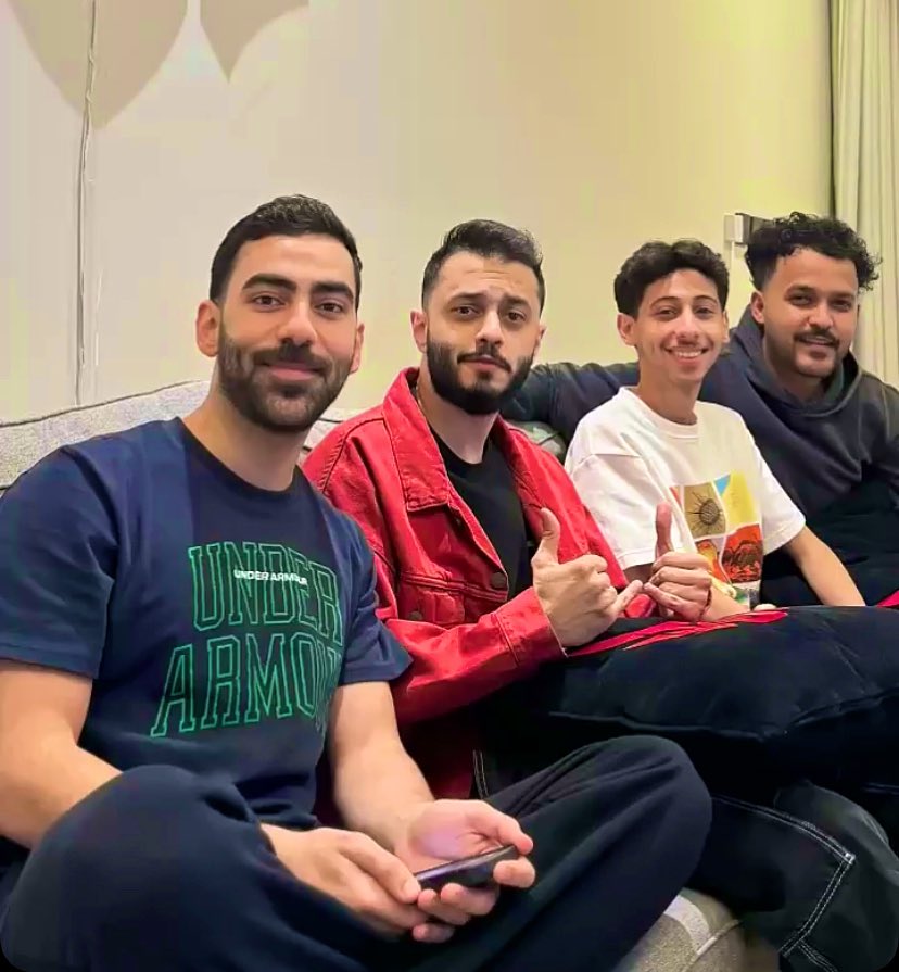 • 𝗁𝖺𝗇𝖾𝖾𝗇 : 🦢 tweet media
