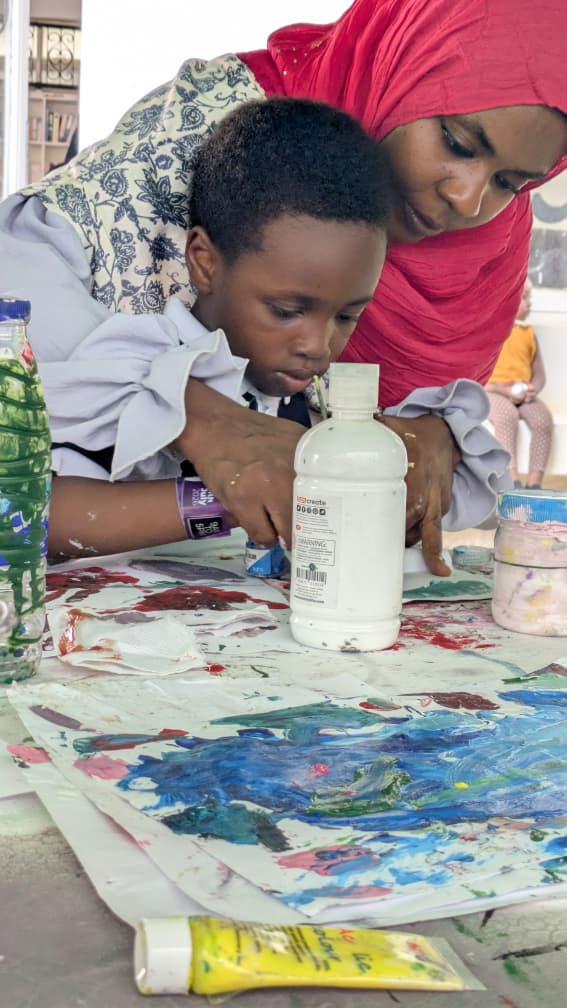 namse's tweet photo. @Readacreate was a blast yesterday. Kids, parents and teachers immersed in a world of creativity. 
My biggest take away was the conversations and the unlearning we stimulated. https://t.co/qd1AZ0SNsd