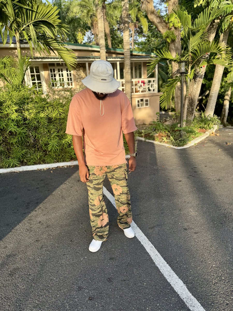 _jahmoy's tweet photo. NTN MUCH… https://t.co/v1sb00KqZs