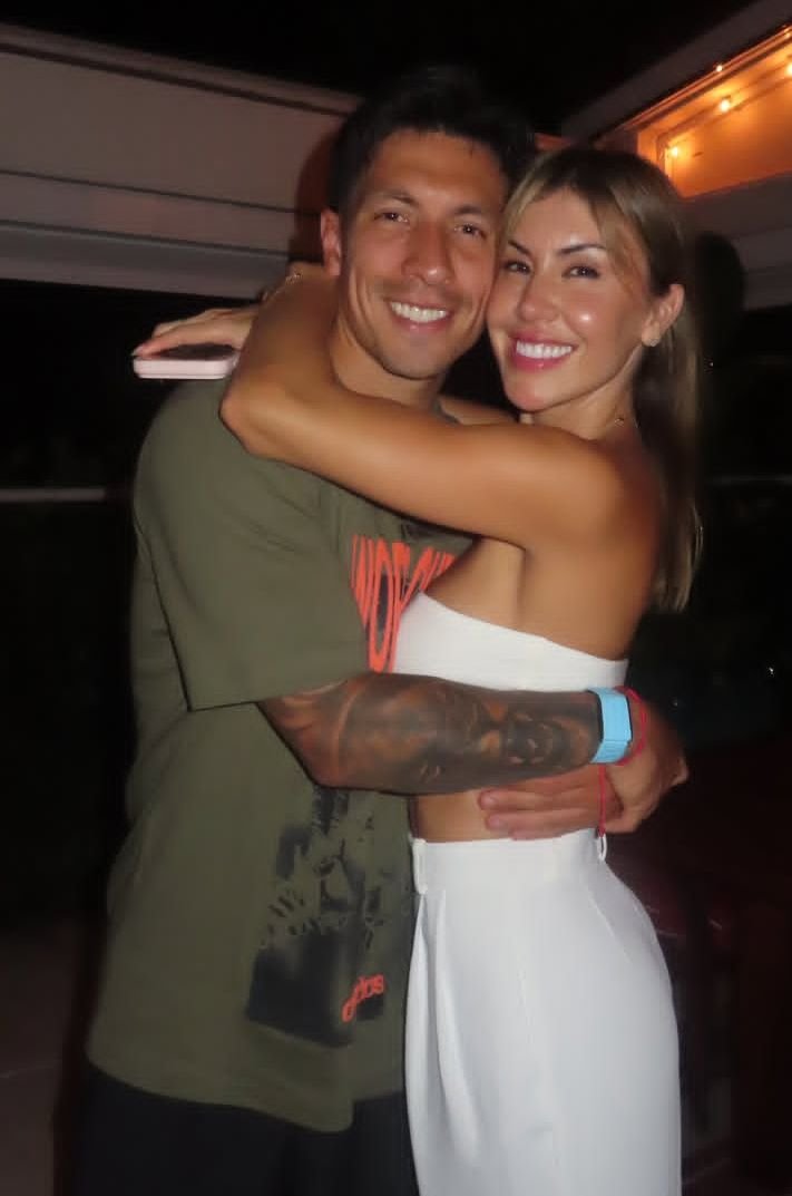 lopszm's tweet photo. Te amo ❤️ 

Sos todo lo que necesitaba https://t.co/OlmZsNKebc