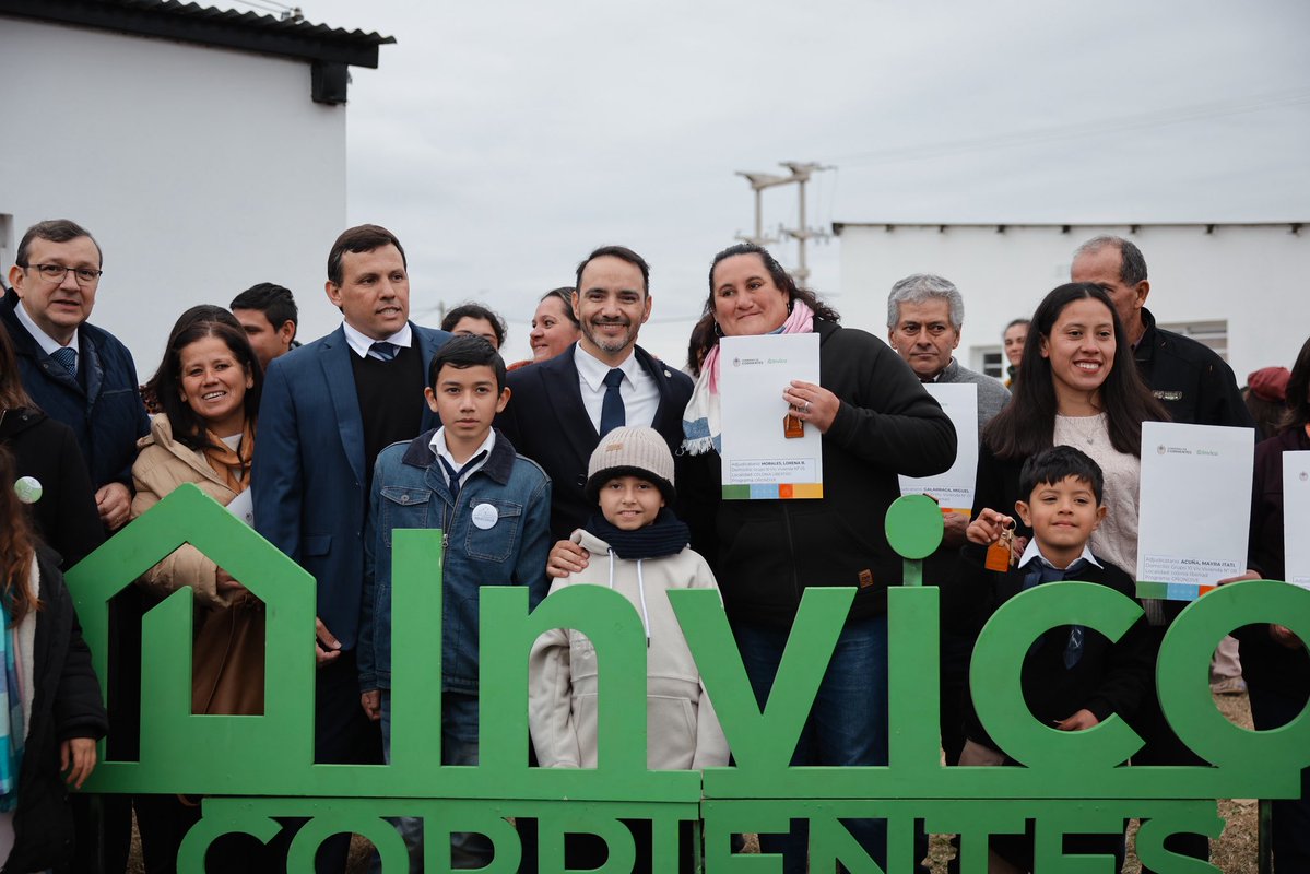 JPValdesok's tweet photo. Desde el @CorrientesGob tenemos un firme compromiso con el crecimiento de la localidad. Seguiremos invirtiendo en obras y oportunidades para su gente, para que las familias puedan desarrollarse. Vamos por una #ColoniaLibertad pujante y con futuro. https://t.co/lz64jTHQnZ