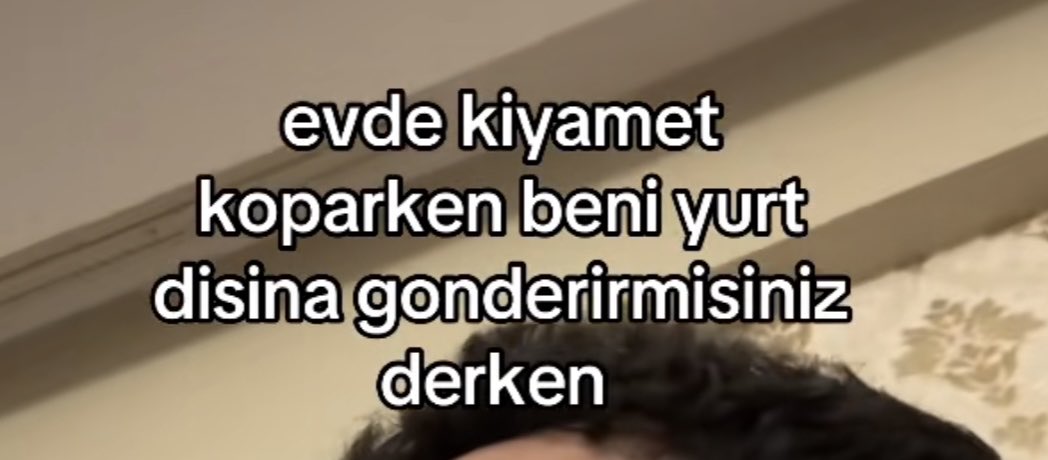 saltsila's tweet photo. düzenli aralıklarla ben https://t.co/azJHsa3BBQ