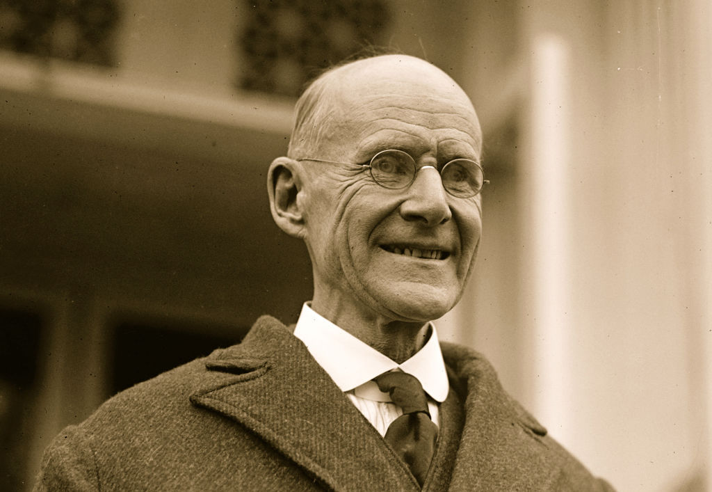 Socialist_Wins's tweet photo. 🚨 BREAKING: Democratic Socialists of America surpasses 120,000 members, making it the largest Socialist organization in American history.

The former title belonged to Eugene Debs' Socialist Party in 1912.

It is now a better time to be a Socialist in America than ever before. https://t.co/z7SjY9VPER
