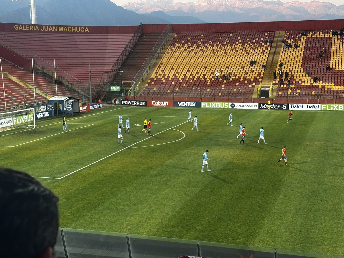 DJaraRamirez's tweet photo. GOL DE UNIÓN ESPAÑOLA.

Andrés Vilches (16’) anota el descuento para los Hispanos en el Santa Laura. @enelcamarin https://t.co/Rx8uuhrZ9l