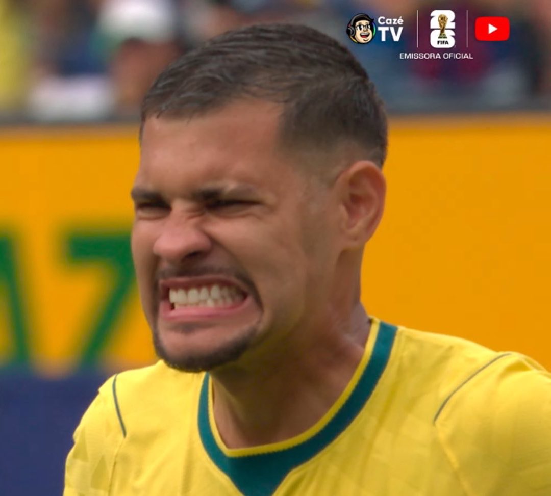 Oledobrasil's tweet photo. Quando eu lembro que não vamos ter mais folga durante a Copa do Mundo porque a Seleção Brasileira já foi eliminada https://t.co/hN9LFfhJFW