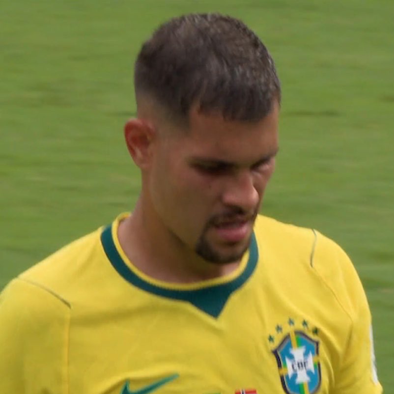 Absolutebrazil's tweet photo. O tanto que a midia brasileira vai bater no Bruno pelo penalti perdido e no Endrick por causa daquele lance sozinho nao ta escrito 

Amanha nao ligo a tv nem sob ameaça https://t.co/r1FUtNJDwX