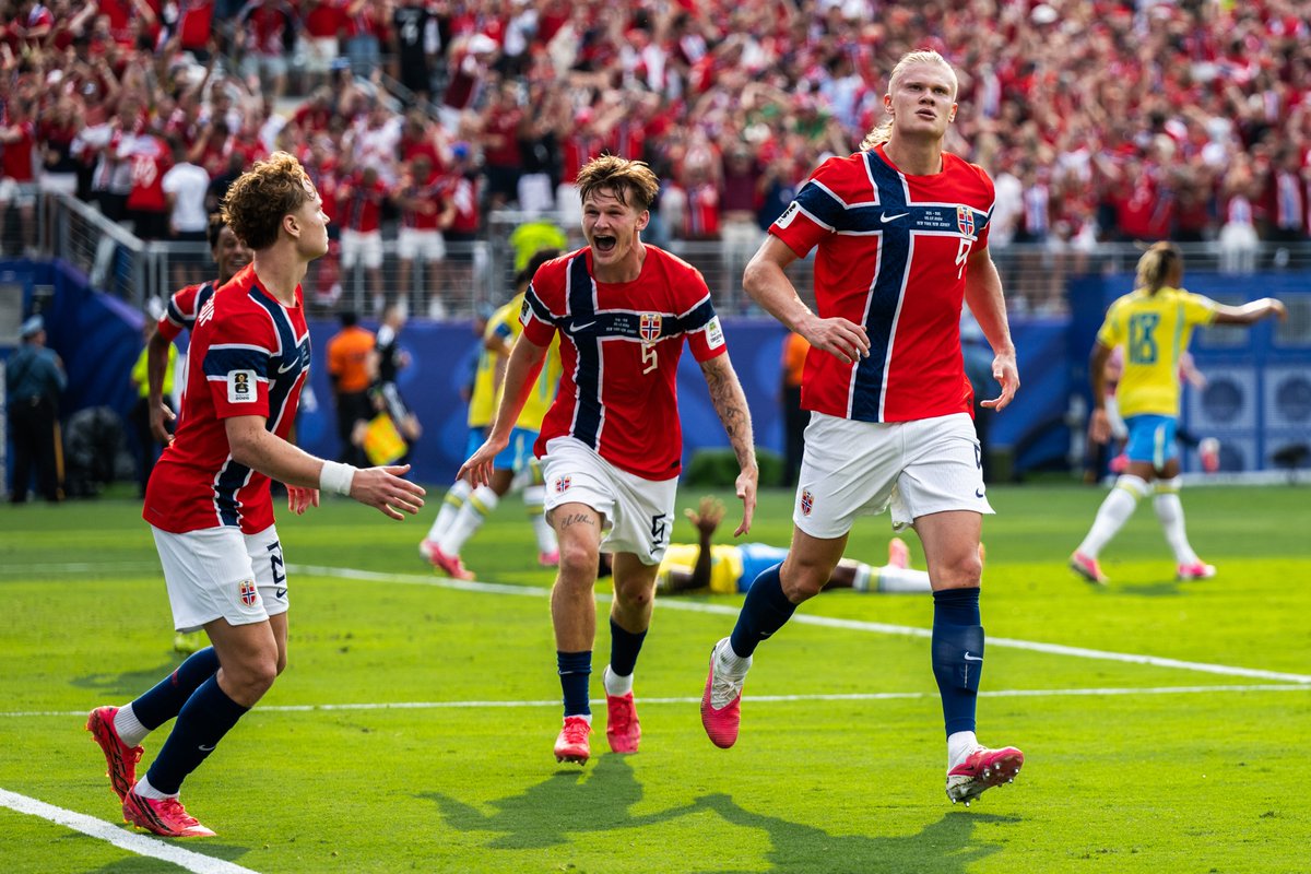 nff_landslag's tweet photo. 90 .min: MÅÅÅÅÅL! Erling Braut Haaland banker inn 2-0 fra 16 meter! https://t.co/8AKJVcoSw3