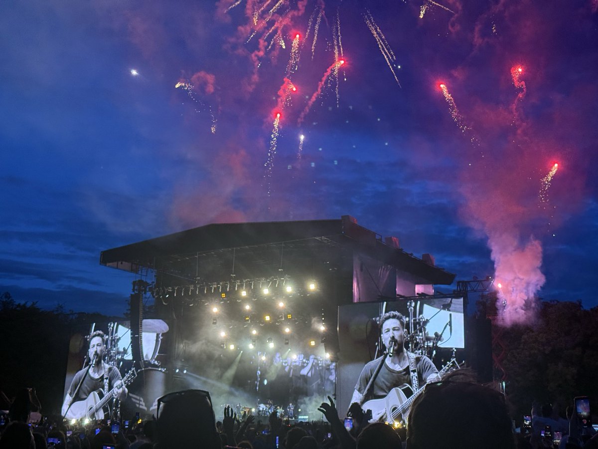 iSean90's tweet photo. Mumford and Sons in Marley Park! https://t.co/khh3ClYaDC