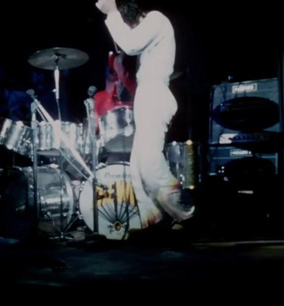 SnowBeatles's tweet photo. Pete Townshend at Woodstock... Everyone is so mean to me situation https://t.co/SHhM5CumGL