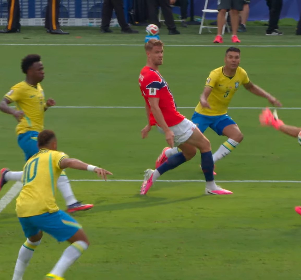 ruanrlx's tweet photo. Eu quero entender

EU QUERO ENTENDER O PORQUE DE O CASEMIRO NÃO TER DADO A BOLA RASTEIRA

Filho da puta https://t.co/QIJF1dPStl