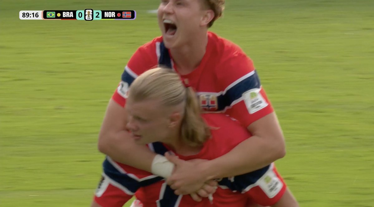 ofootball__'s tweet photo. 2-0 NORWAY. 🇳🇴

GOOOOOOOOOOOOOAAAAAAAAAAAAAALLLLLLLLLLLLLLL ERLING HAALAND!!!!!!!!!!!!!!!!!!!!!!!!!! 🤯🔥

GOAL GOAL GOAL GOAL GOAL GOAL!!!!!!!!!!!!!!!!!!!!!!!!!!!!

ERLING HAALAND SCORES AGAIN FOR NORWAY!!!!!!!!!!!!!!!!!!!!!!!!!!!! 🇳🇴⚽ https://t.co/NeHFZpJHXr