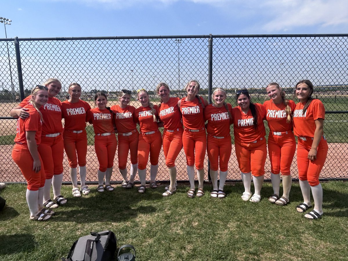 emileeblack_6's tweet photo. Had an awesome week in Colorado! @PremierTill went 5-0-1 in pool play and made a great run before falling in our 2nd bracket game in the national power pool. So proud of how our team came together and everything we accomplished. Thankful for this group! Next stop: St. Louis! https://t.co/VrQcYBZJA3