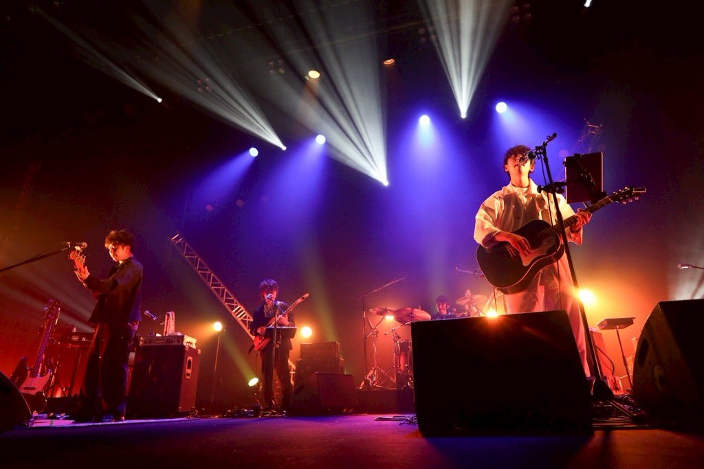 homme_official's tweet photo. 【ライブスケジュール】
🔵homme
07.19(日)出雲かんべの里[松江] (トリオ)🈵
08.02（日）広島ジムビームサマーフェス（デュオ） 🆓
08.03(月)松江タマステージ(トリオ)🆓
08.16（日）島根大田LuckLuck（デュオ）
09.05(土)松江canova（バンドセット）

🔴アキヤマヒロキ
07.14(火)京都長岡京れん華
07.15(水)大阪歌う魚
07.25(土)秋田カフェ・ブルージュ
07.26(日)水戸ギャラリー誉りみち
07.27(月)東京大塚遭逢-SOHO-
08.08(土)松江canova※バースデーワンマン
08.15(土)大田HACCO🈵
08.22(土)下北沢CCO
08.23(��)浜松AOZORA
08.29(土)熊本BAR P'S
08.30(日)大分日田sugar sugar
08.31(月)福岡HOME

----

各地チケット予約受付中🎫

詳細はHPへ⬇
https://t.co/ZYECzaQleP