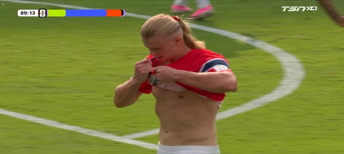 ke7kiptoo34524's tweet photo. #BrazilVsNorway #NORBRA #FIFAWorldCup #WorldCup2026 #Football #Soccer #MatchDay #KnockoutStage #Brazil #Norway #GameDay #FootballFans #WorldFootball #ke7 #LiveFootball
Norway double the lead it's Haaland it's cashual shot it's massive moment for Haaland ...he now has 7 goals https://t.co/8F3F6jjOEc