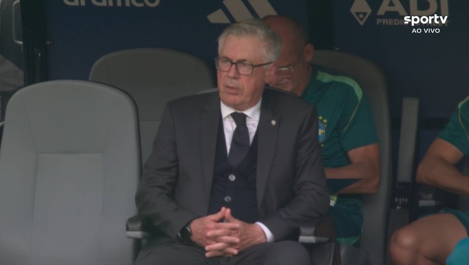 LxoMessismoFCB's tweet photo. El entrenador más sobrevalorado de la historia https://t.co/qG7KkrsEWP
