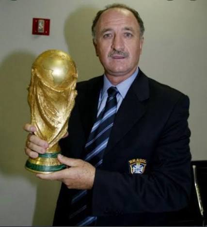 CeboIinhaaa's tweet photo. Último técnico a ganhar de uma Seleção Eulopeia num Mata Mata de Copa do Mundo https://t.co/hkc6sqxZTy