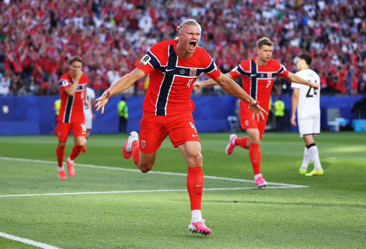 centralreality's tweet photo. 🚨PERDEMOS: Brasil é ELIMINADO nas oitavas de final da Copa do Mundo após perder de 2x1 para a Noruega! #FIFAWorldCup https://t.co/dTUqMel7k5