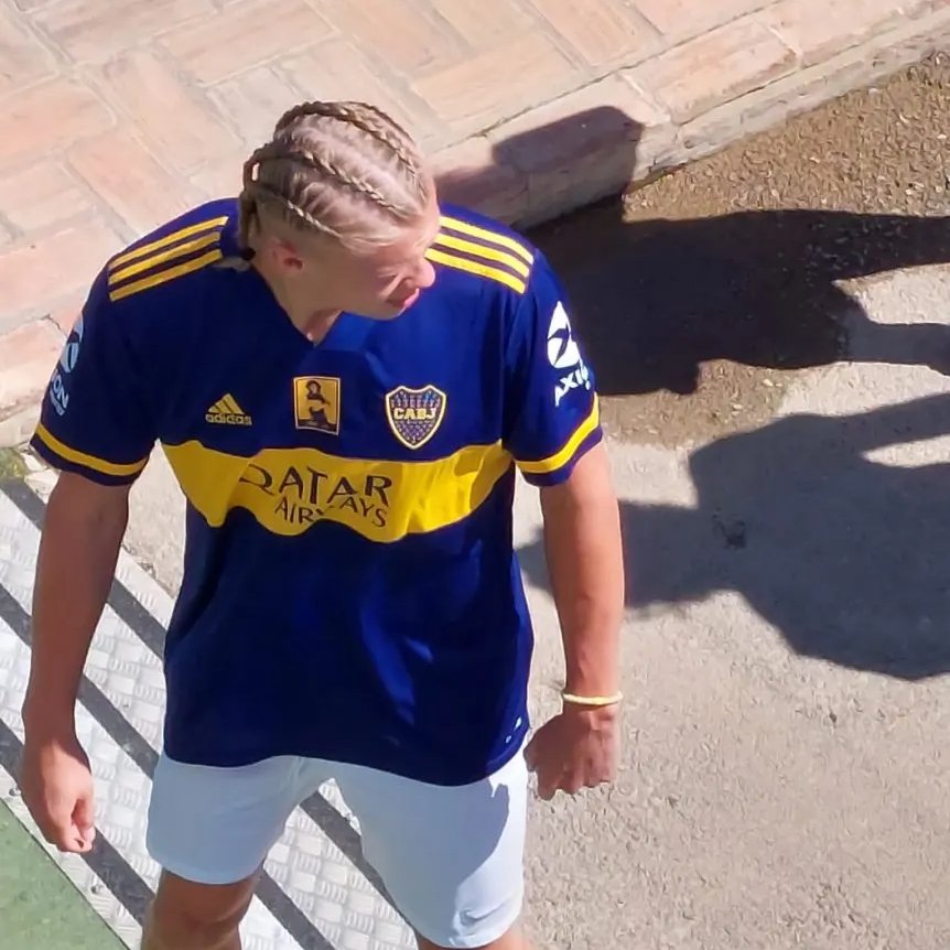 la12tuittera's tweet photo. 🇳🇴🤖💙💛💙 https://t.co/AnBcZKRLyz