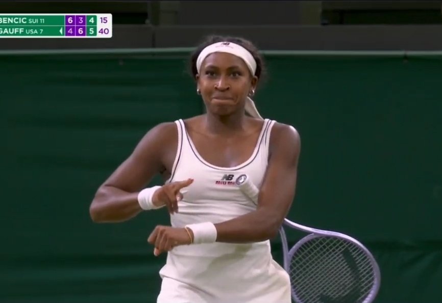 TheTennisLetter's tweet photo. Coco Gauff with the Dame Time celly https://t.co/ldsw74Zbrj