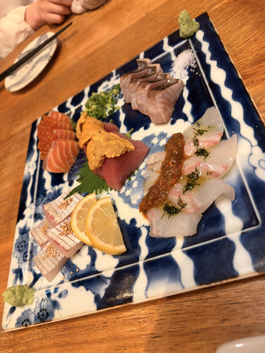 youki_ide's tweet photo. 昨日は社員２家族と食事。
家族の協力があっての仕事。
支え、支えられ、生きていく。
良い時間を過ごせました。 https://t.co/U8Gy7jHqSj