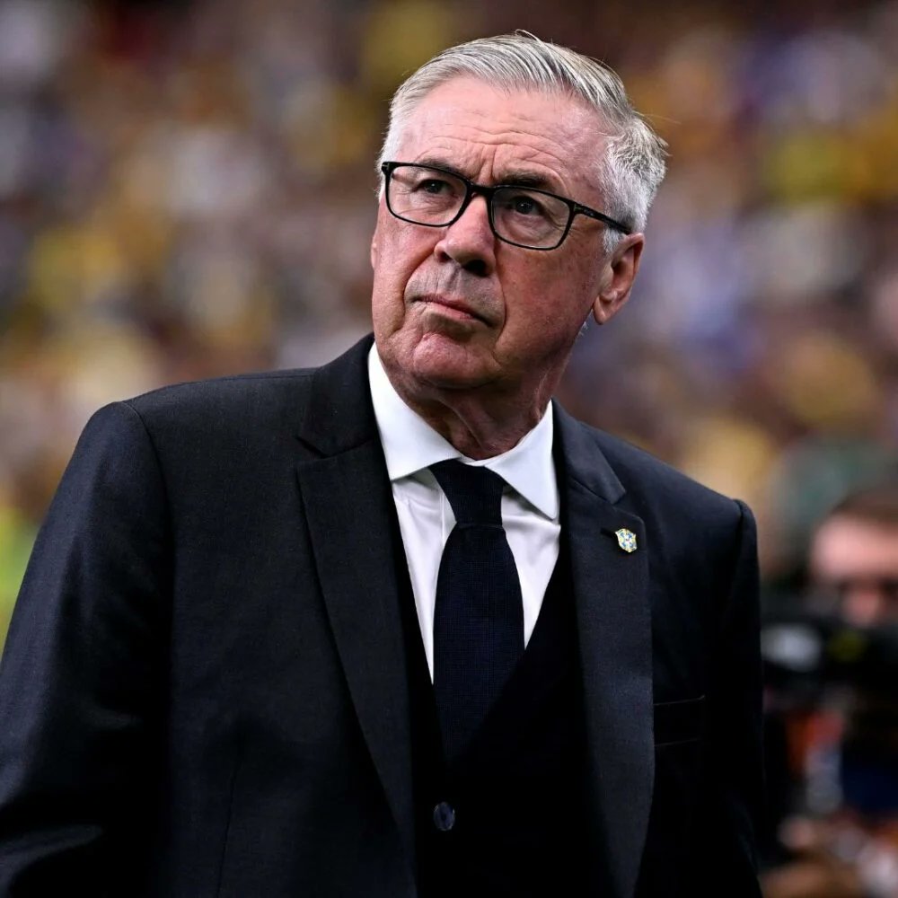 leoffmiranda's tweet photo. Vexame histórico da seleção brasileira, eliminada da Copa do Mundo.

Carlo Ancelotti foi trágico. Fez uma seleção pentacampeã ter 30% de posse de bola contra a NORUEGA.

Matou o time com as entradas de NEYMAR e Danilo Santos, que desmontaram a defesa e deram espaço para Haaland ter apenas duas chances e converter em dois gols.

A maior vergonha desde o 7 a 1.