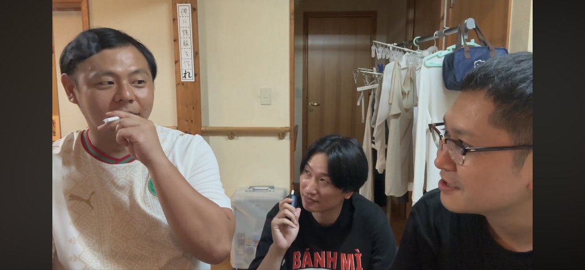 moyoko1978's tweet photo. 独男は独男だけで集まって住めばいいみたいなツイよく見るけど実際集まって楽しく住めるのはメロいと言われる人達なんだなぁ。 https://t.co/4fr40HuV92