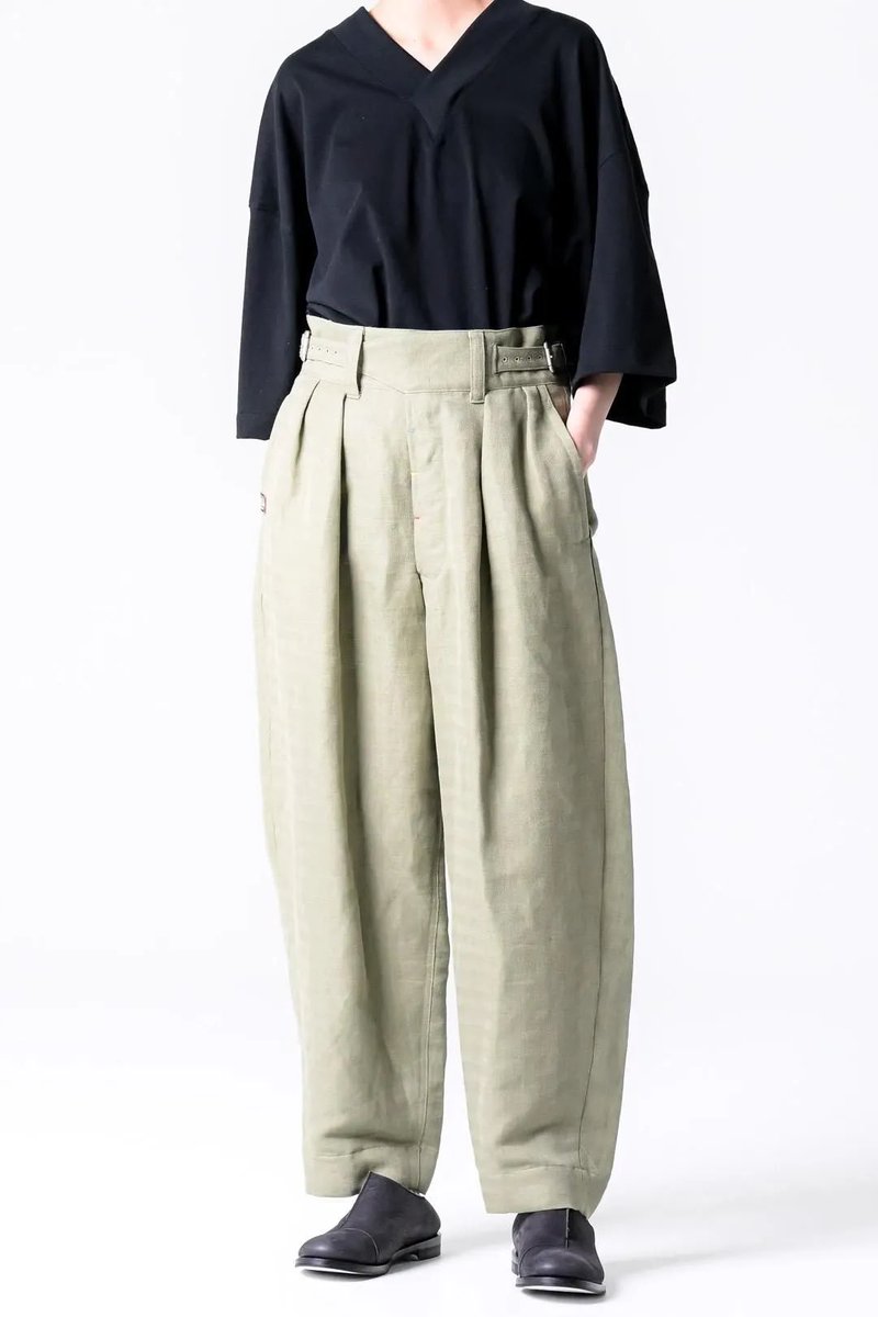 OVIESTUDIO's tweet photo. [Leh]

Gurkha Pants

レーがアップデートを繰り返しながら長く作り続けているグルカパンツ。

性別問わずお召し頂けるユニセックスピースです。

https://t.co/AfAe6hhb6h https://t.co/UtDxuj2FWR