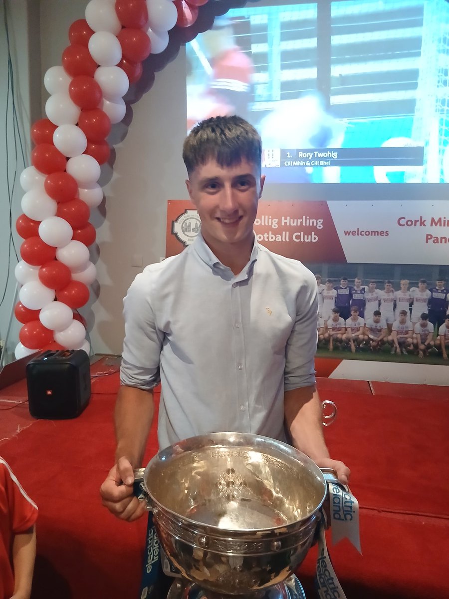 RossaGAA's tweet photo. Congratulations to Kevin O'Donovan and the @OfficialCorkGAA  Minor team and management on their fantastic All-Ireland Final win today 🔴⚪️

@KieranMcC_SS https://t.co/y80aUvVGol