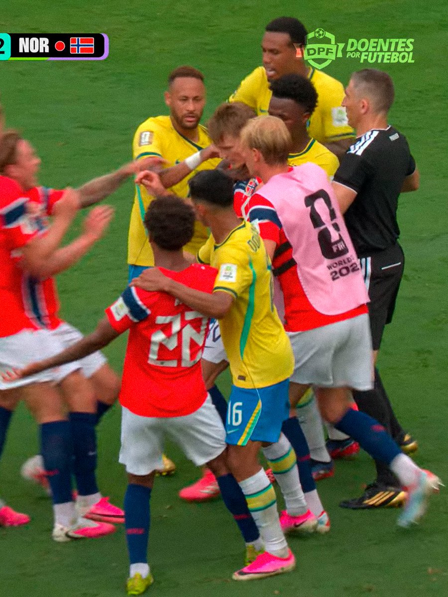 DoentesPFutebol's tweet photo. Imagem da humilhação. Perder a cabeça contra a Noruega. Carimbar a pior campanha da história.

Vergonhoso entrar em campo pra isso. https://t.co/WtOckJy2YH