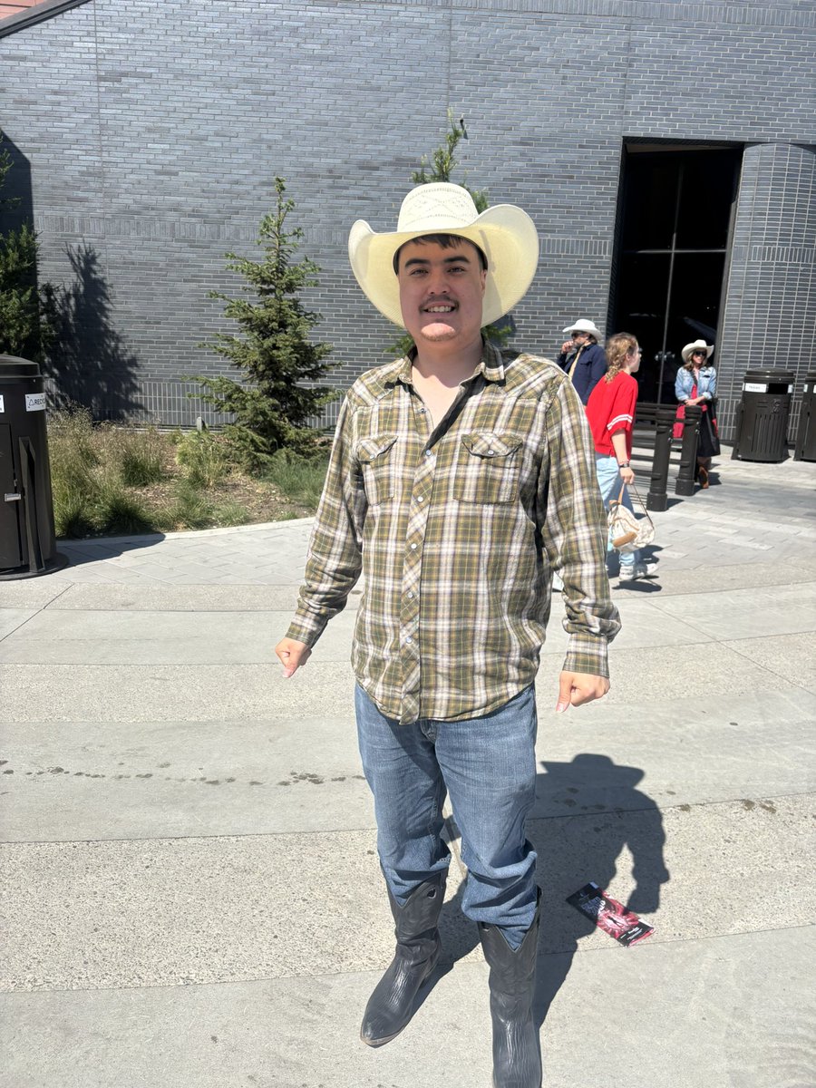 tyrellharderyxe's tweet photo. At the Calgary Stampede. #yyc https://t.co/B7T2EtiZGP