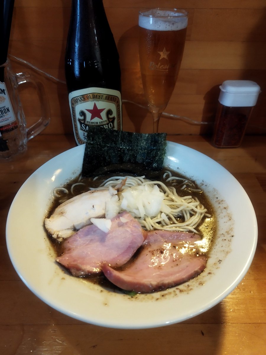 Nonaka1109's tweet photo. 煮干そば平八
太刀魚そば+背徳煮干(中)+🍺瓶ビール
いつもありがとうございます🥰💖
店内連食🍜🍜
移転後初の平八さん🐟
メッチャ美味しかった😆💕
✨️巨匠✨️ごちそうさまでした🎵 https://t.co/WUc9GuYu4R