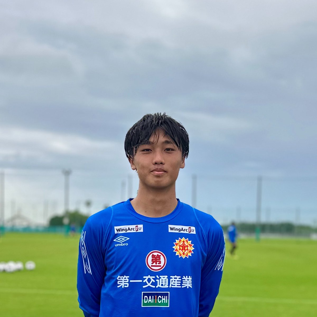 AshLynx61's tweet photo. 2026.7.4~5 週末の新門司 微笑4選
#髙橋大悟 選手
これでいい？カッコいいっしょ？
#坪郷来紀 選手
alwaysついていきたくなる爽やか生徒会長然
#牛之濵拓 選手
お笑い研究家説はいつかの #ギラだより 
#吉原楓人 選手
ｵｰﾙｽﾀｰ選出に続くﾕﾆ2位 🤏不遜味がまた魅力
#ギラヴァンツ北九州
#J2復帰 https://t.co/ARkNyLAOgW