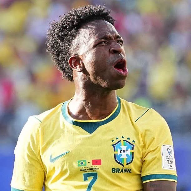 iam_mikewillem's tweet photo. #BRANOR 
Vinicius Jr , nothing bothers me about my future in Real Madrid right now ,I’m only here to win the win world anything else can wait , lol 😂 Halland just dey laugh 😂 https://t.co/ANr9cEE4aK