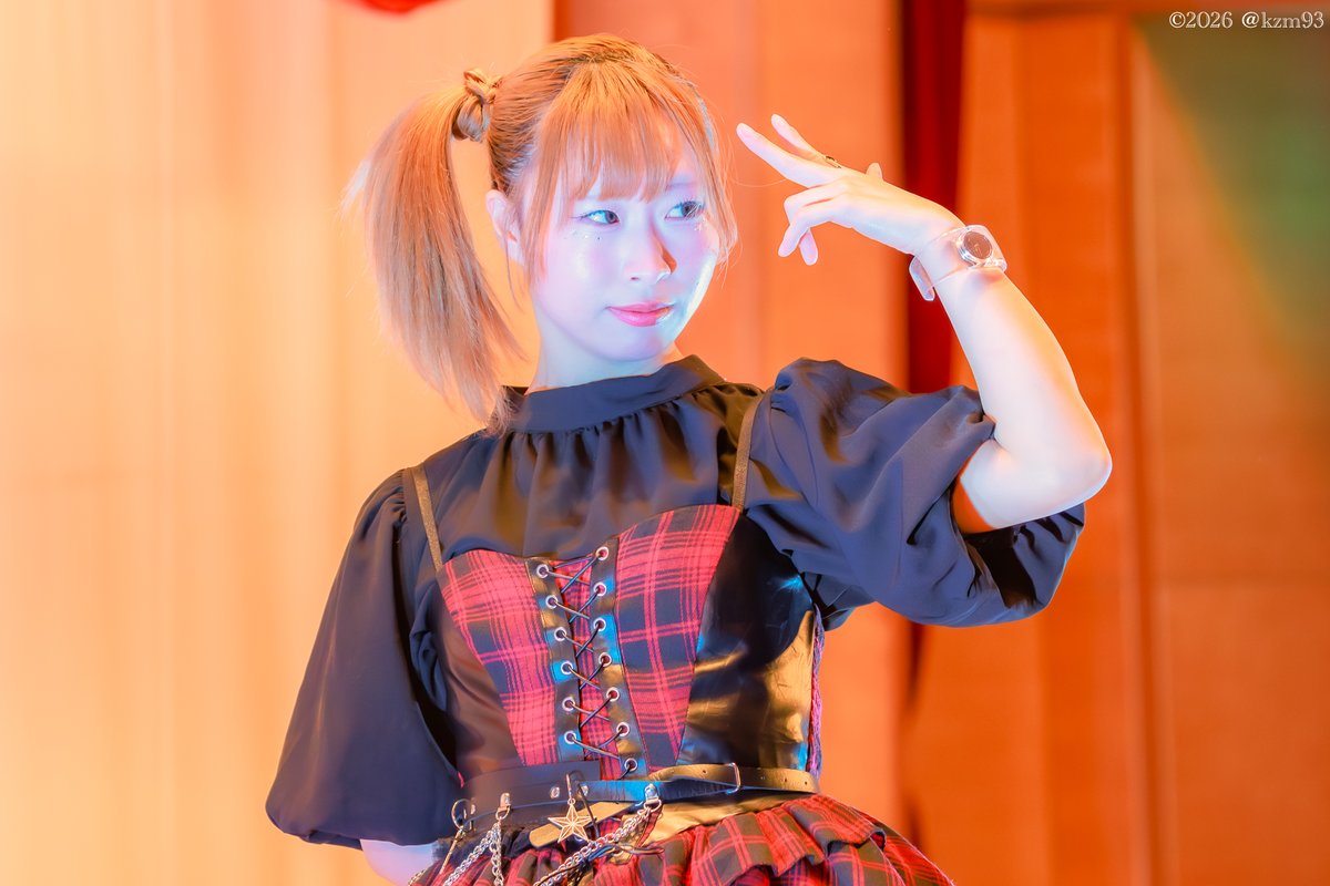 kzm93's tweet photo. おはようございます
【今日の1枚】
2026.06.28 福島・矢吹町文化センター小ホール
『Ultra Addict Cocolo・Aoi生誕祭』より
Arrow Heart・小豆るこさん
#小豆るこ
#推しるこ
#ArrowHeart
#アローハート
#Livephotos https://t.co/pfr7OfaRJG