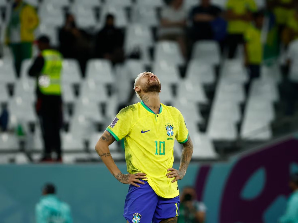 porqueTTarg's tweet photo. "Fin de una era"

Porque la Brasil de Neymar quedó eliminada del Mundial 2026 a manos de Noruega, que se impuso con un doblete de Erling Haaland. https://t.co/c2BXtgsf7Q
